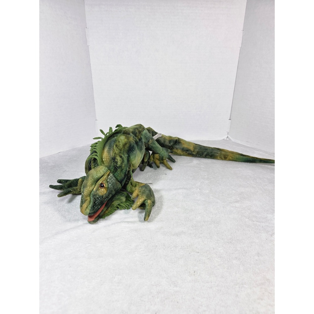 Folkmanis Green Iguana Hand Puppet Realistic Plush Lizard Reptile 2005